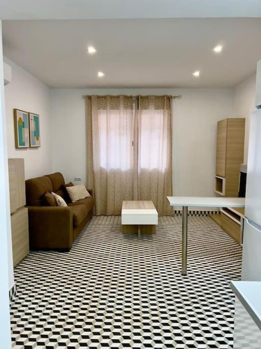 Rockside Residences Suites La Linea N1 La Línea de la Concepción Exteriér fotografie